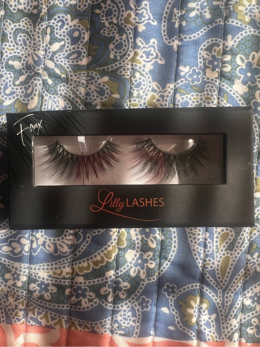 Lilly Lashes Black with Burgundy Accent Dramatic Volume Lashes